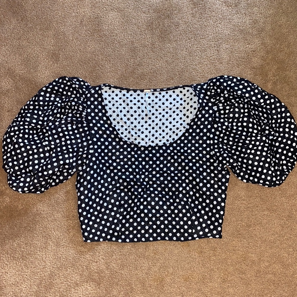 Polka dot top NWOT